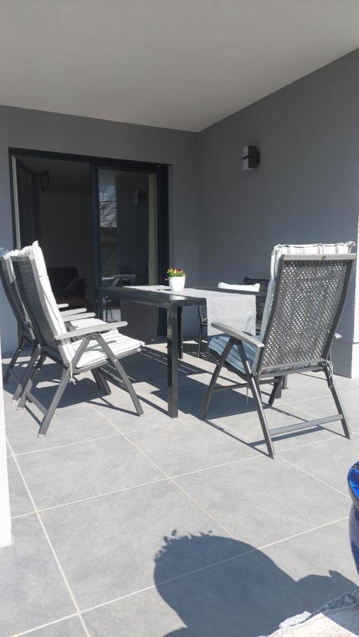 Ferienwohnung Claudia Mit Terrasse Nussdorf am Attersee Exterior foto